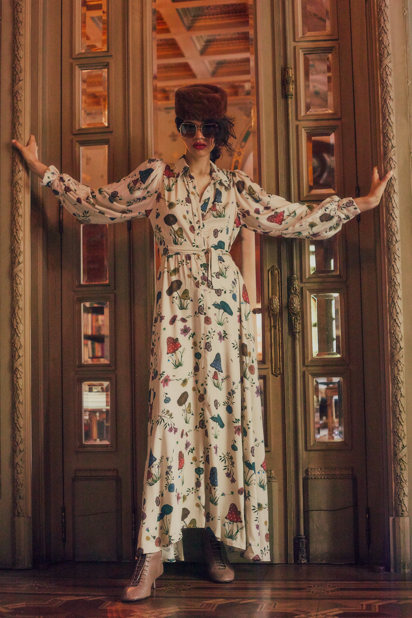 Siberia Hat chocolate