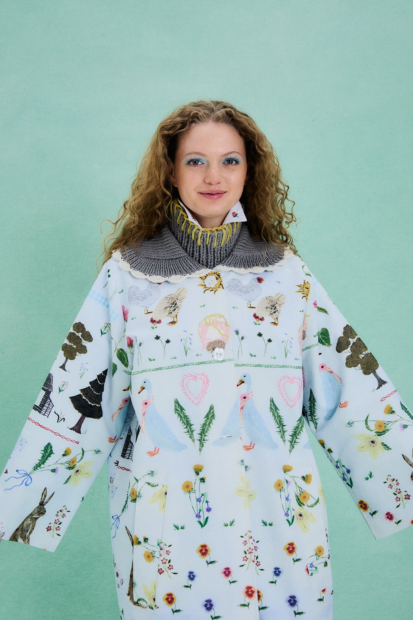 Angostura Coat blue light (Pre-Order 15 days)