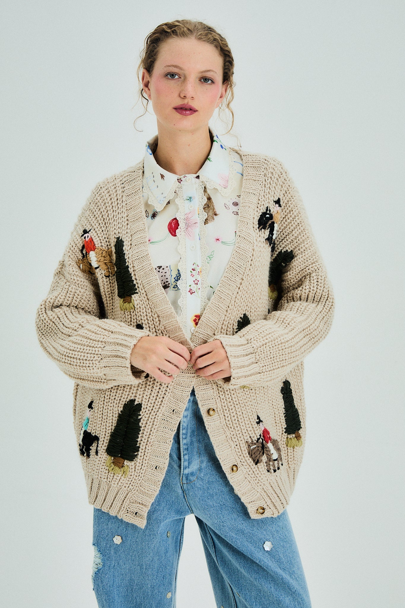 Arelauquen Cardigan sand
