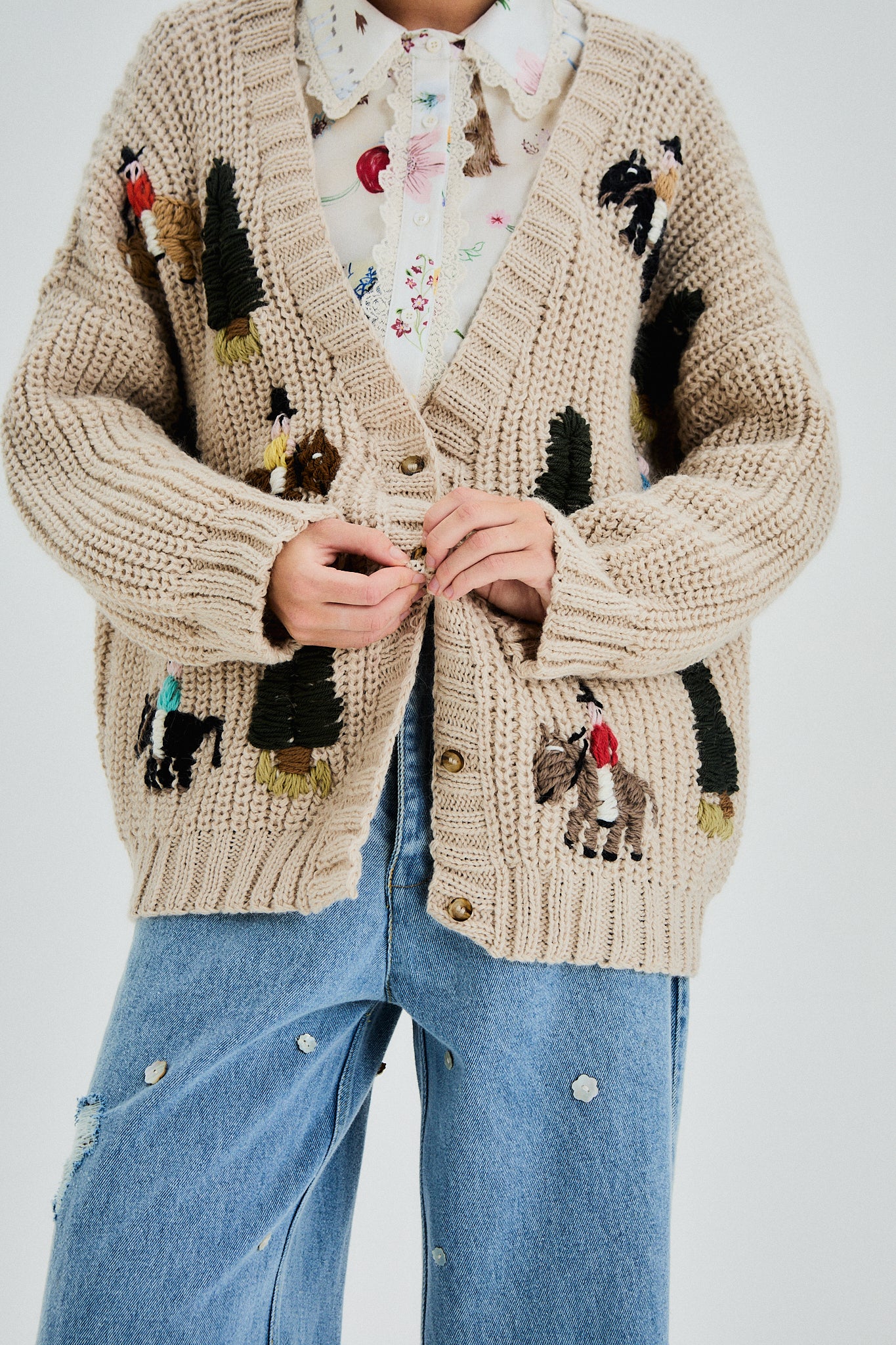 Arelauquen Cardigan sand
