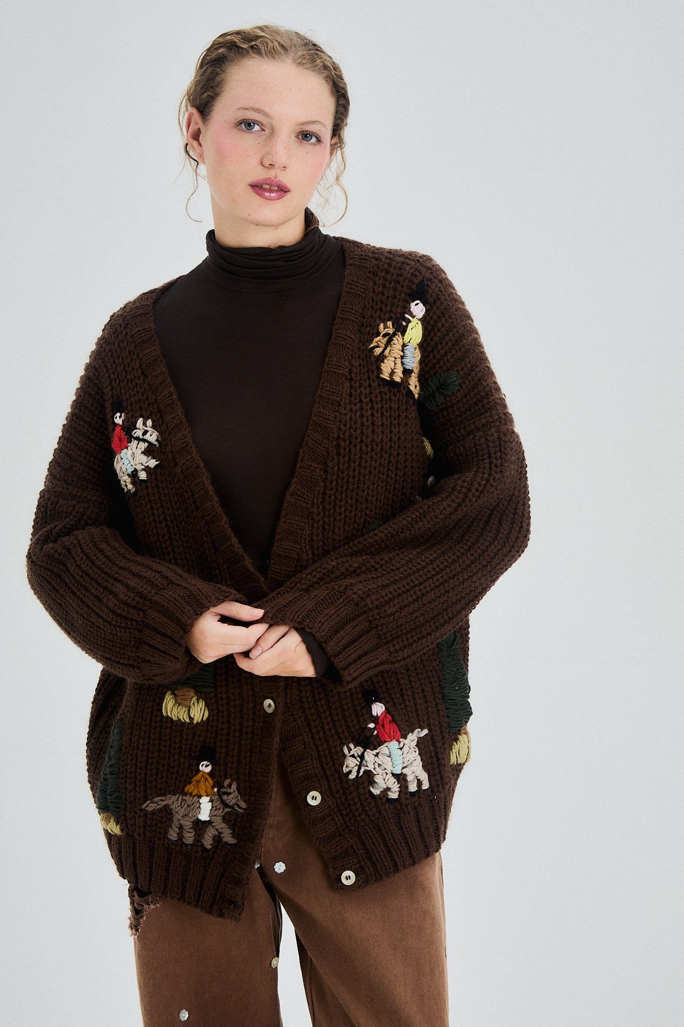 Arelauquen Cardigan brown